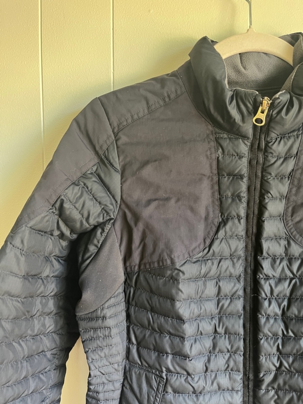 Eddie Bauer Women’s Black Quilted 700 Storm down Puffer Jacket Sz Sm - Picture 6 of 12